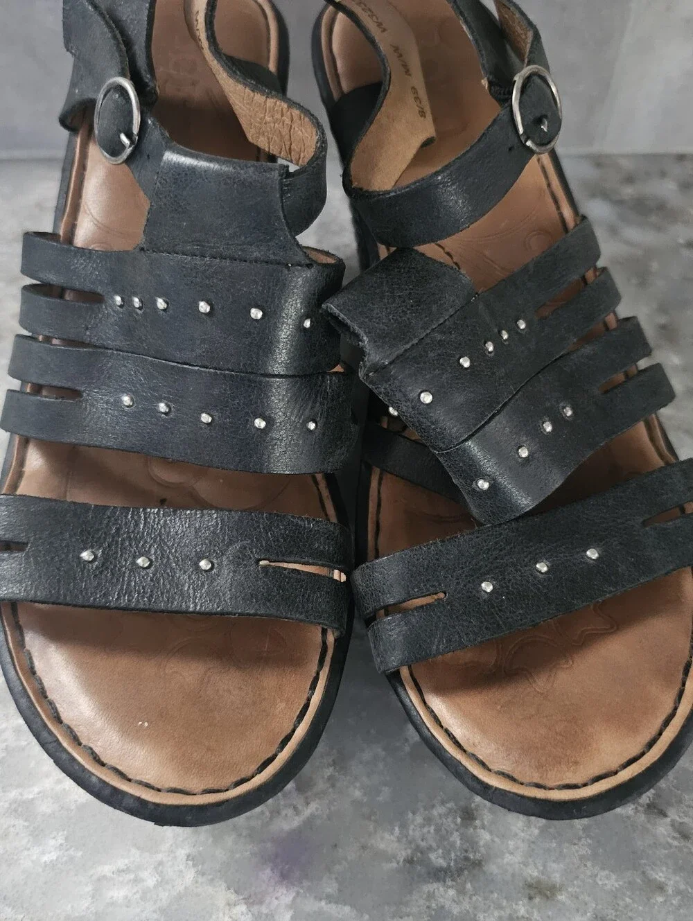 Born Black Leather Studded Platform Wedge Sandals Womens Size 8 M/W W32321 EU 39